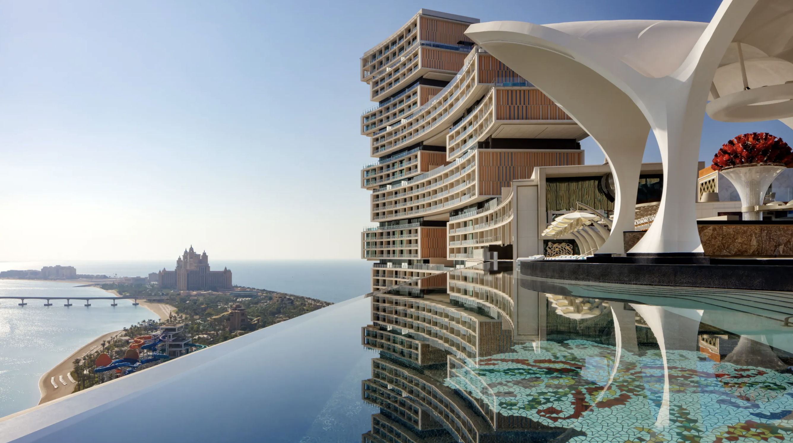 An exceptional Dubai luxury estate at dusk